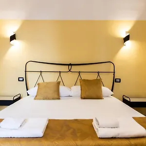 https://il-sebeto-duomo.hotels-amalfi.com